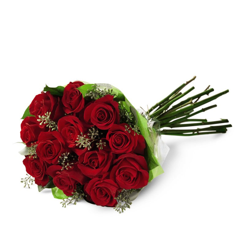 Dozen Roses In A Box Dozen Roses in a box – Fleuriste Glendenning Flowers